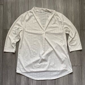 Ladmous White Eyelet V-Neck 3/4 Sleeve Tunic Top